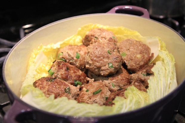 Lion's Head Meatball Recipe via It's Jou Life Blog // https://itsjoulife.com/2016/03/03/lions-head-meatballs-chinese-food-recipe/